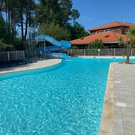 Villa 2 Chambres,climatisé à Proximité Du